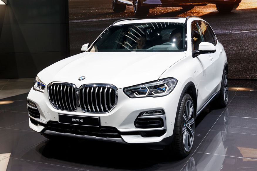 The-new-BMW-X5-45e-xDrive-i.jpg