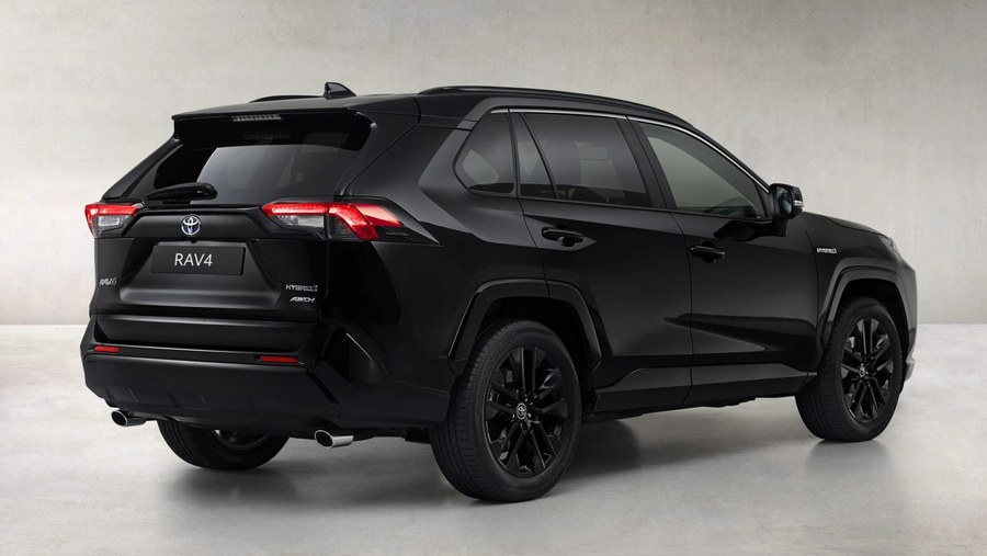 Toyota RAV4 Black Edition 2020-2.jpg