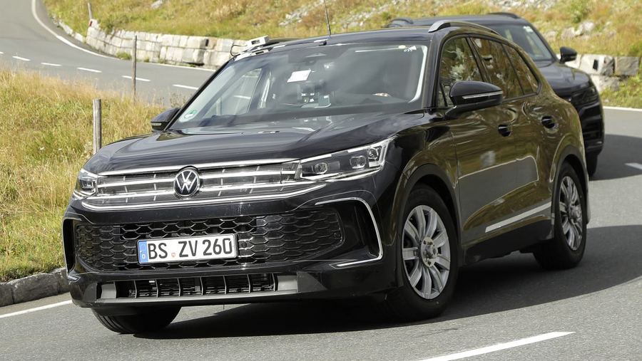 Volkswagen Tiguan spyshots.jpg