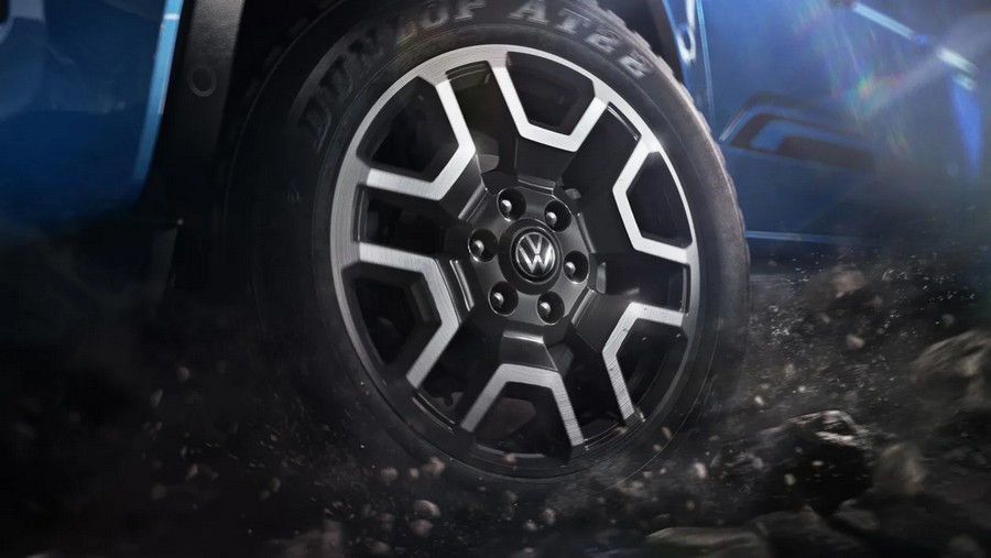 VW Amarok teaser wheel.jpg