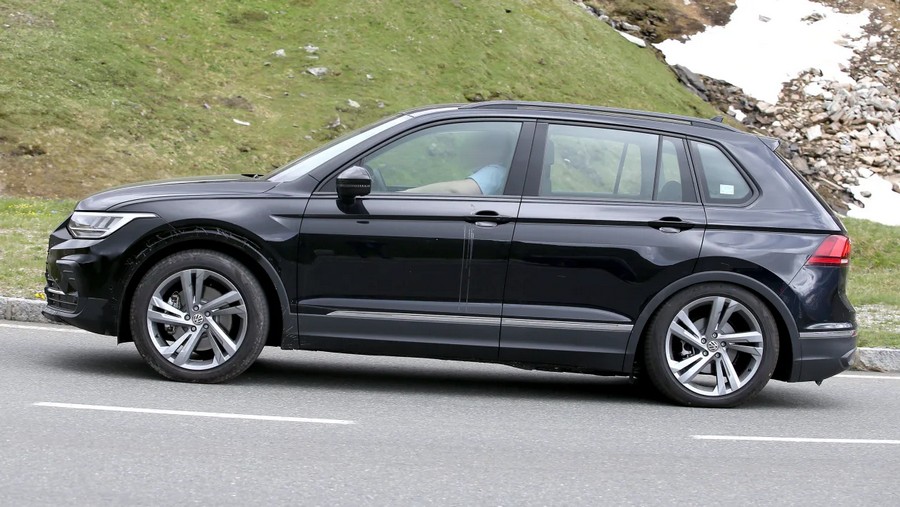 VW Tiguan test spy-2.jpg