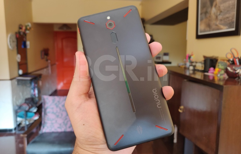 zte-nubia-red-magic-review-back-2.jpg