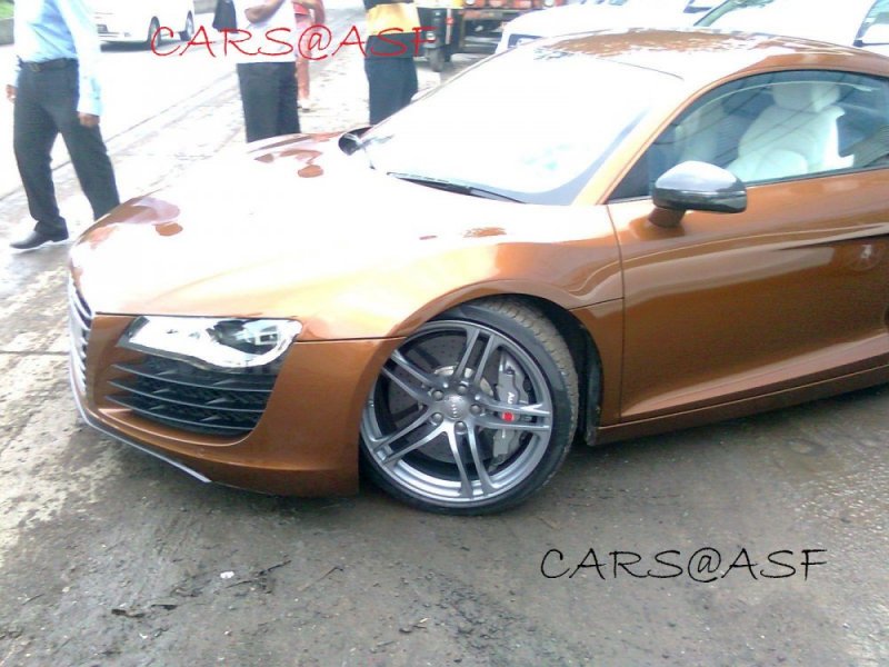 Cars@ASF Audi R8 Front-Side Quarter.jpg