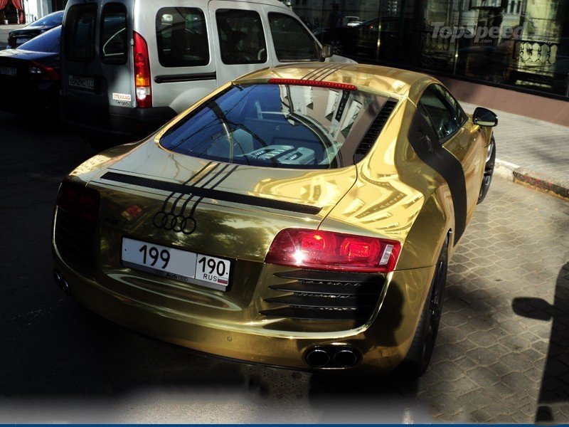 gold-wrapped-audi-r8-3.jpg