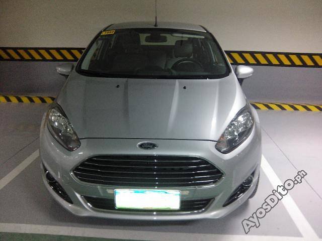 2014+Ford+Fiesta+1.5L+Titanium+Sedan-6425981317.jpg