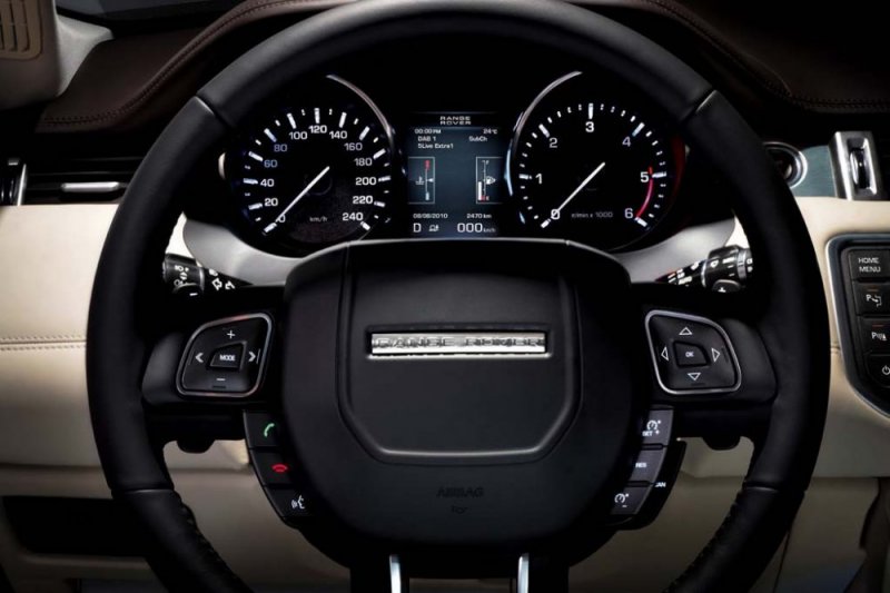 2012-Range-Rover-Evoque-Revealed-Car-Steering.jpg