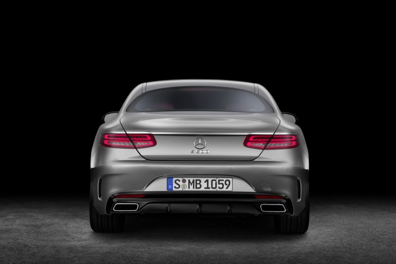 Mercedes-Benz-S-class-Coupe-S500-rear.jpg