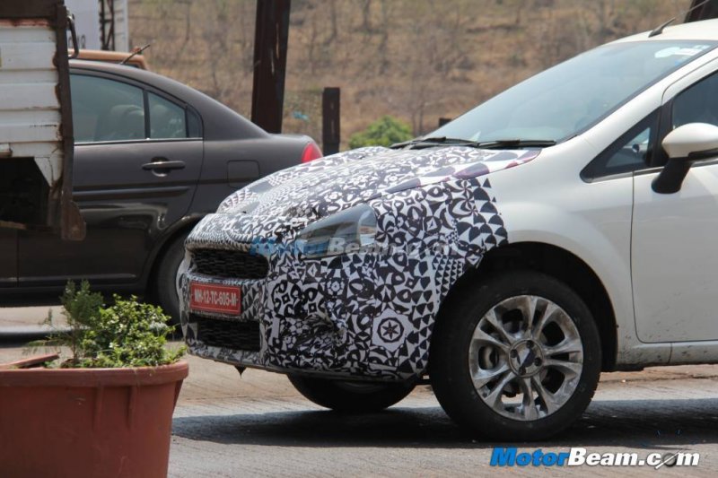 2014-Fiat-Punto-Facelift-Front.jpg