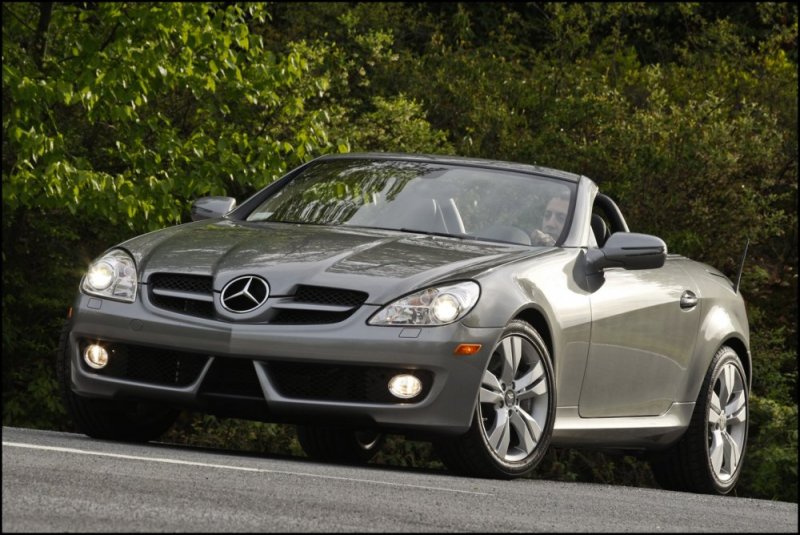 Mercedes_Benz_SLK_350_2009_99613_20080630.jpg