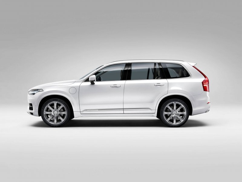 Volvo-XC90-2014-13.jpg