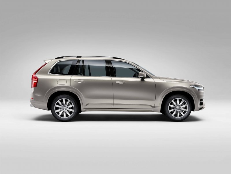 Volvo-XC90-2014-12.jpg