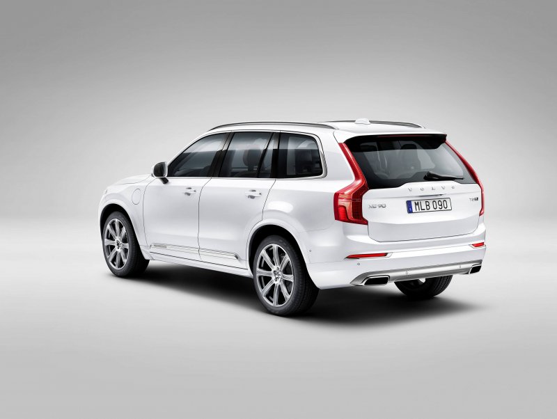 Volvo-XC90-2014-14.jpg