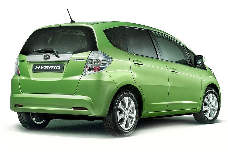 new-honda-jazz-2011-india-rear.jpg