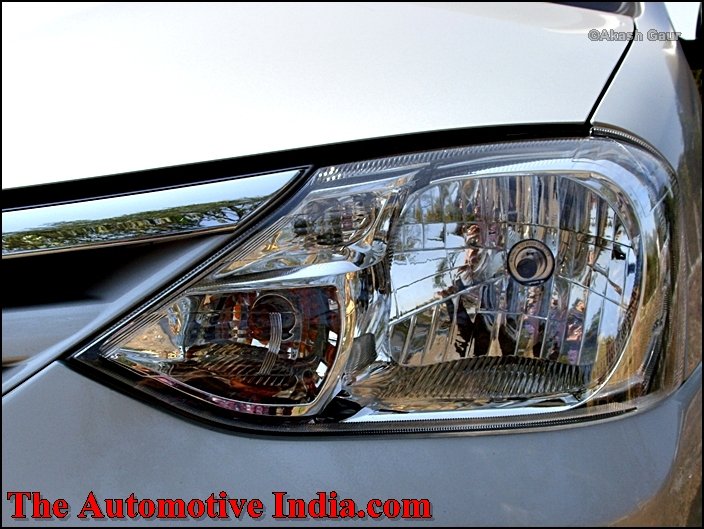 Etios head lamp.JPG