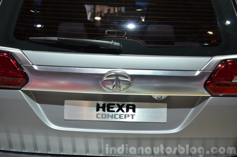 Tata-Hexa-rear-embellishment-at-the-2015-Geneva-Motor-Show.jpg