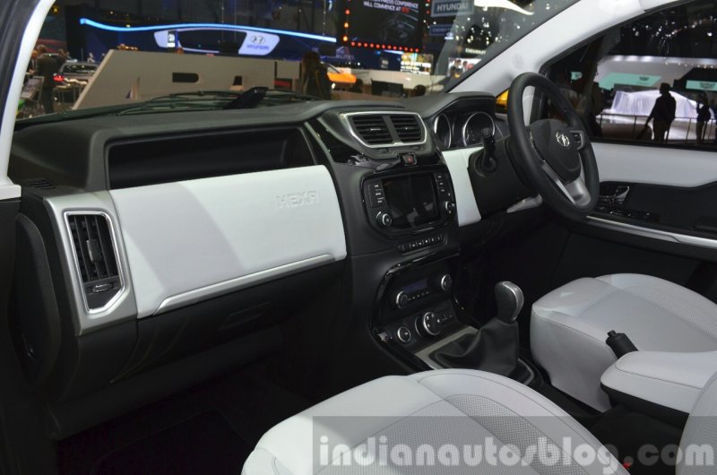 Tata-Hexa-dashboard-passenger-side-at-the-2015-Geneva-Motor-Show.jpg