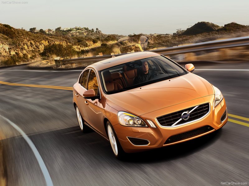 Volvo-S60_2011_800x600_wallpaper_0b.jpg