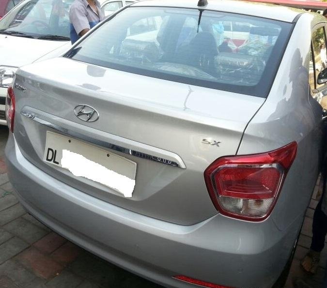 Hyundai-Xcent-SX-VTVT-Rear-View.JPG