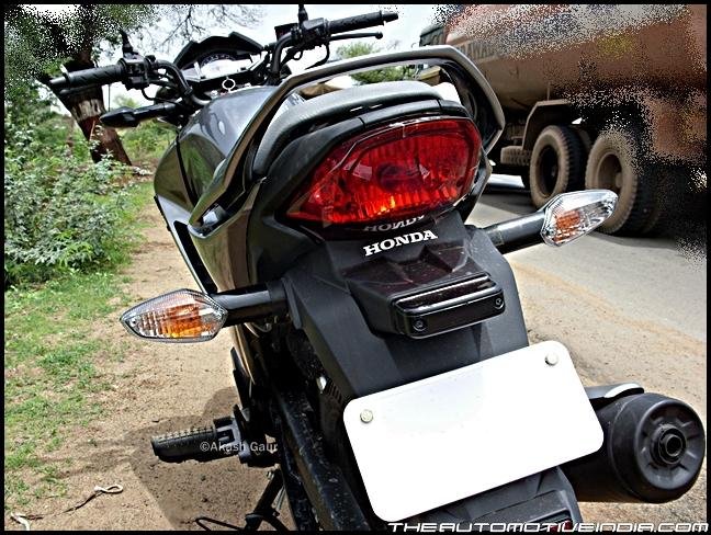 Honda-CB-Unicorn-Dazzler-Rear-View.JPG