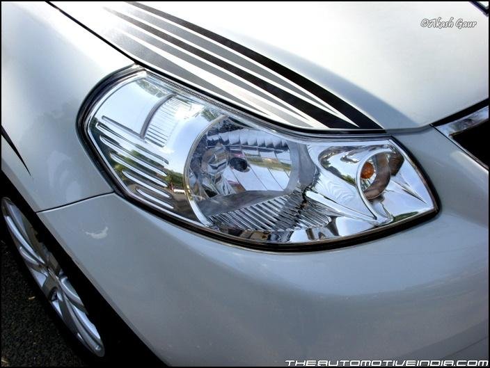 Maruti-Suzuki-SX4-Diesel-Headlamp.JPG