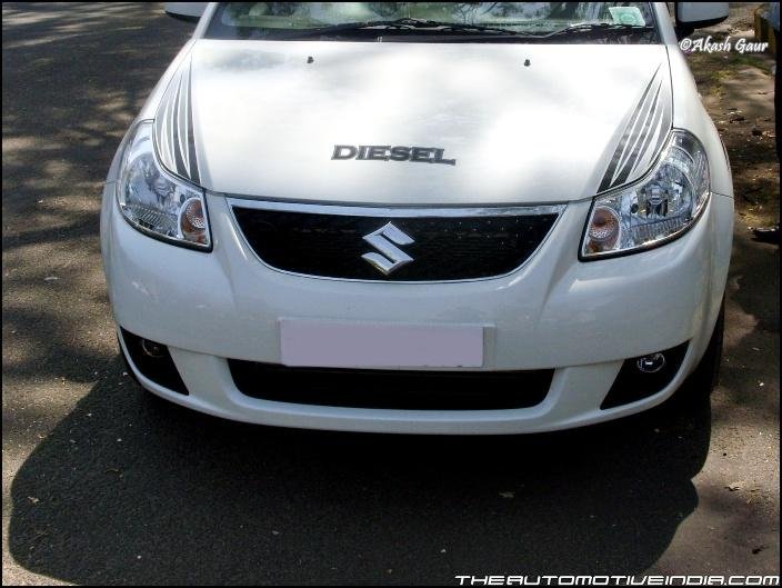 Maruti-Suzuki-SX4-Diesel-Front-View.JPG