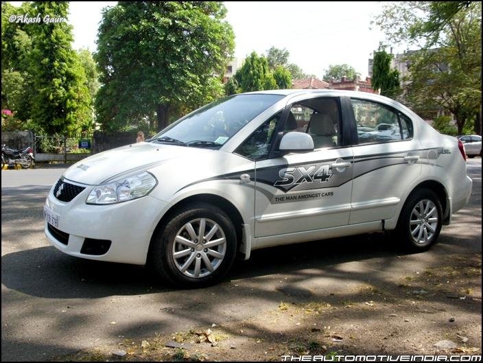 Maruti-Suzuki-SX4-Diesel-Side-View.JPG