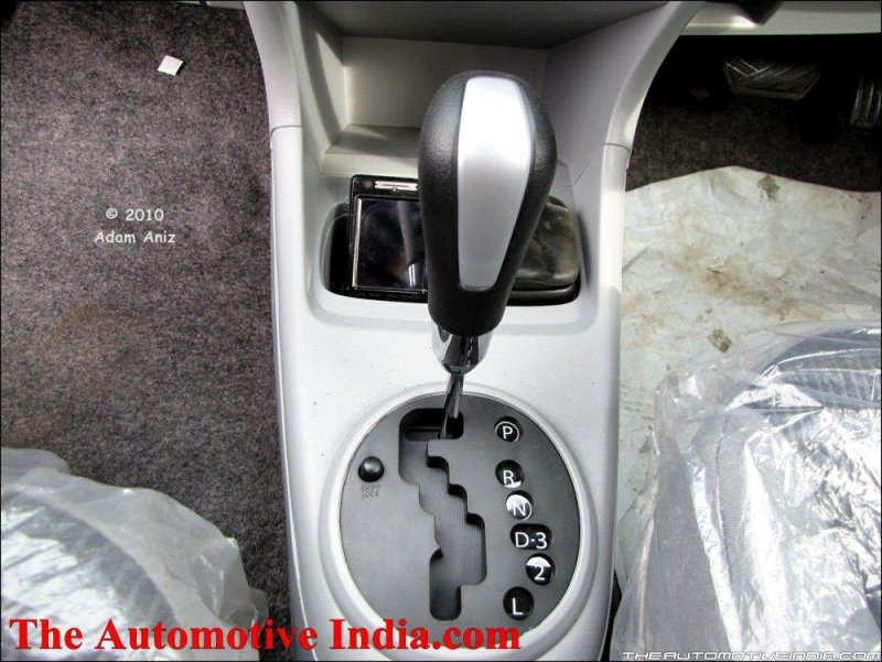 Maruti-Suzuki-A-Star-Gear-Lever.jpg