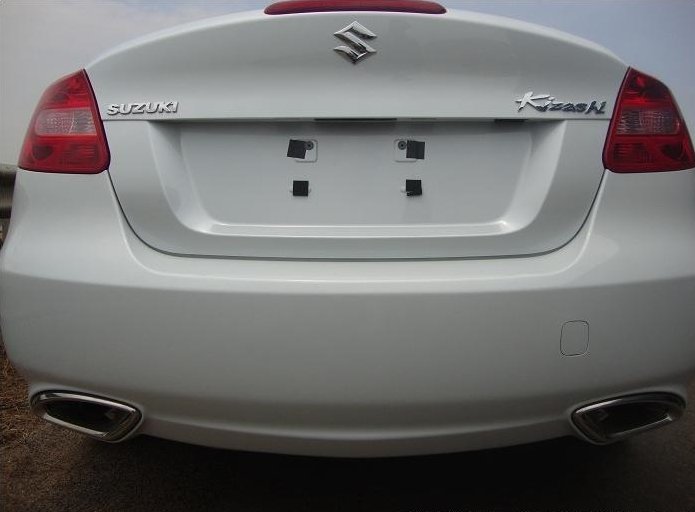 Maruti-Suzuki-Kizashi-Rear-View.JPG