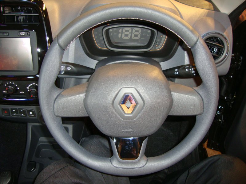 Renault-Kwid-08.JPG