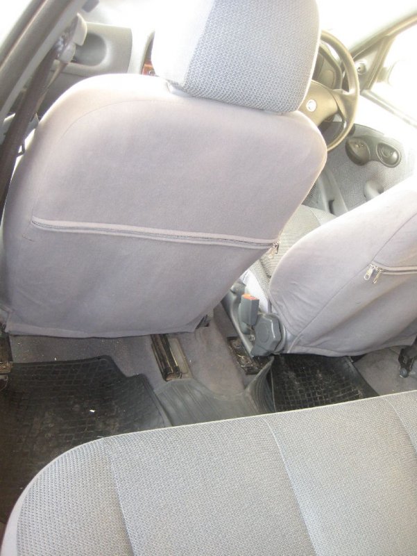 5 10r- Maximum Rear Leg Room.JPG