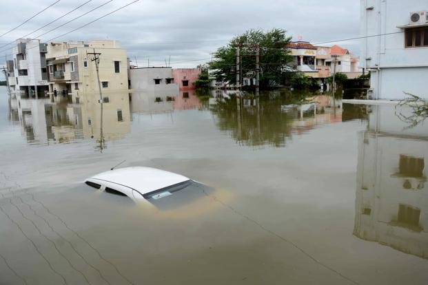 floodschennai-kSYH--621x414@LiveMint.jpg