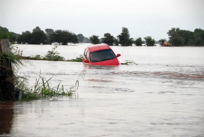 cars in flood.jpg