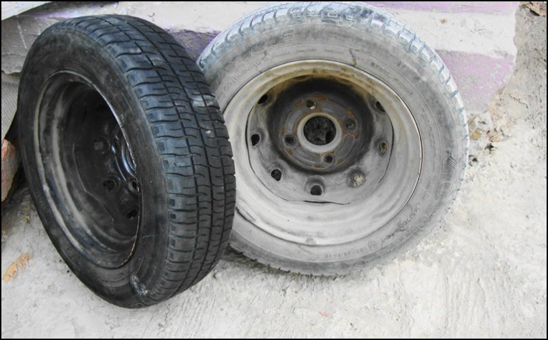 new-and-old-tyres.JPG