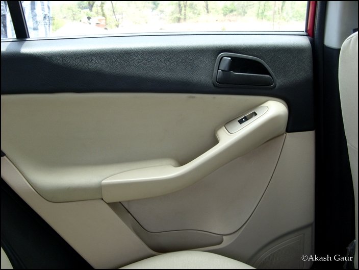 Rear door trim.JPG