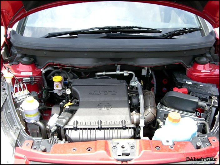 Engine bay.JPG