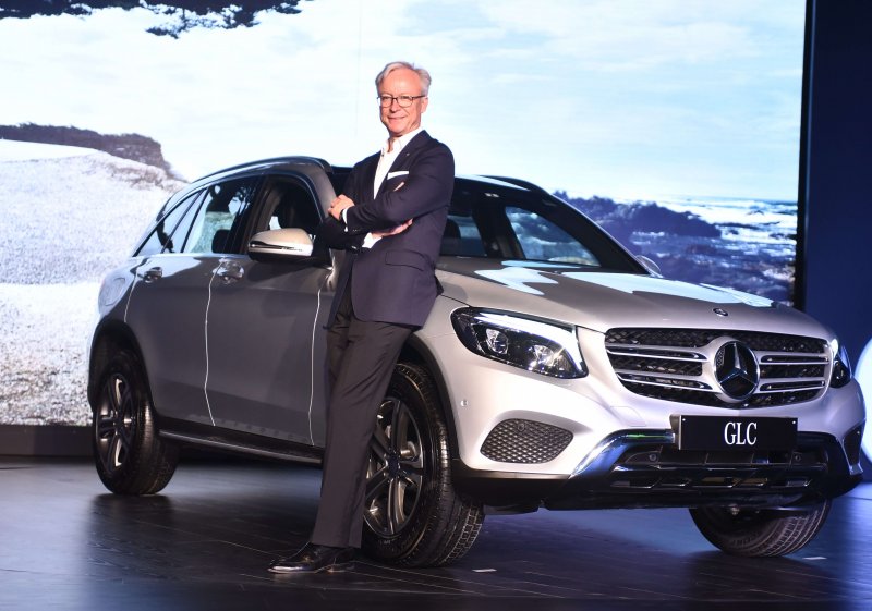 Mercedes-Benz-GLC-2.jpg