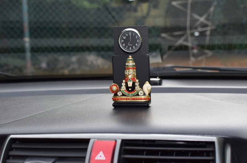 Car Clock 1.jpg