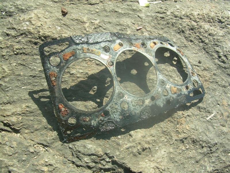 3 old gasket.jpg