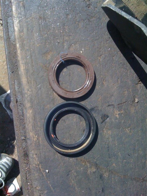 26a oil seal.jpg