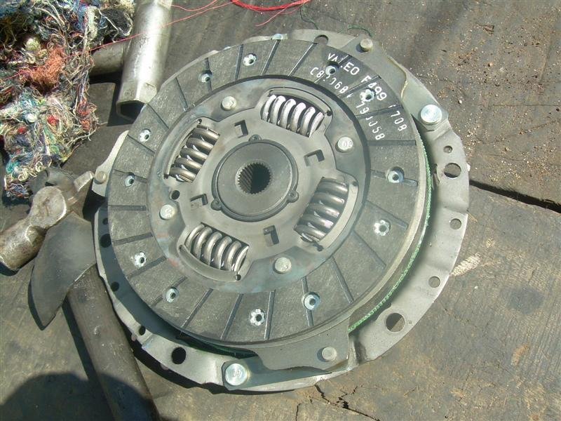 28 Valeo clutch.jpg