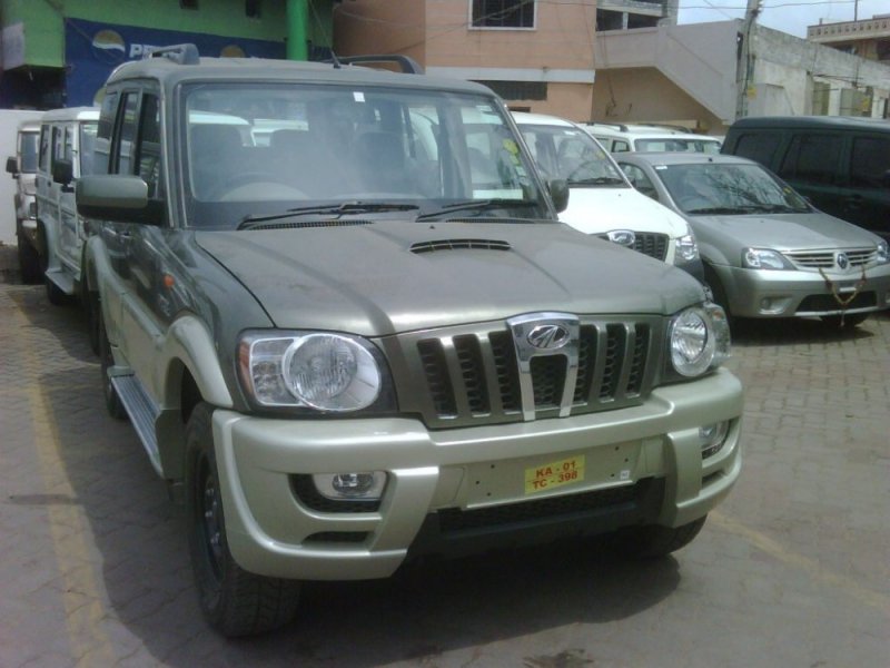 mahindra_scorpio_front.jpg