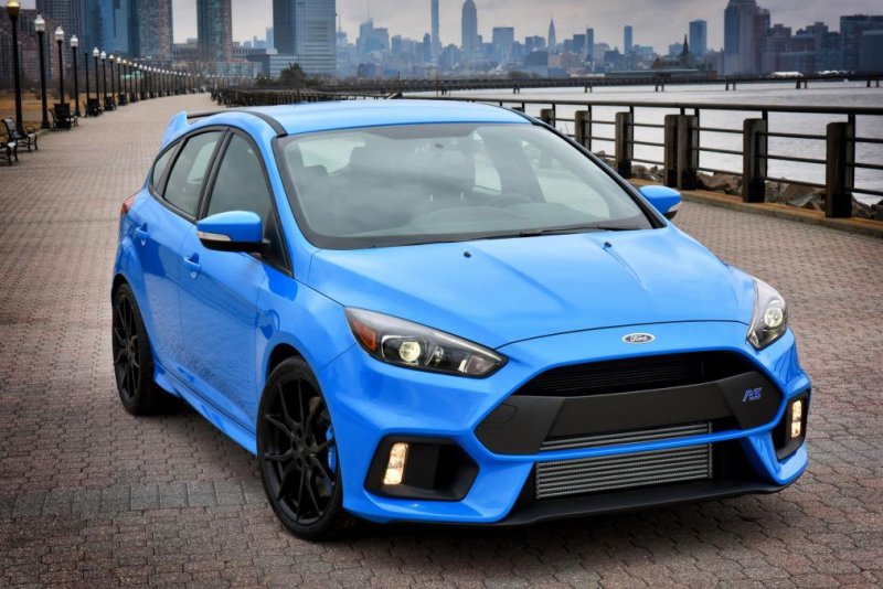 all-new_ford_focus_rs_is_going_global.jpg