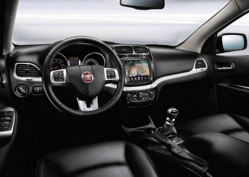 Fiat-Freemonte-dash.jpg