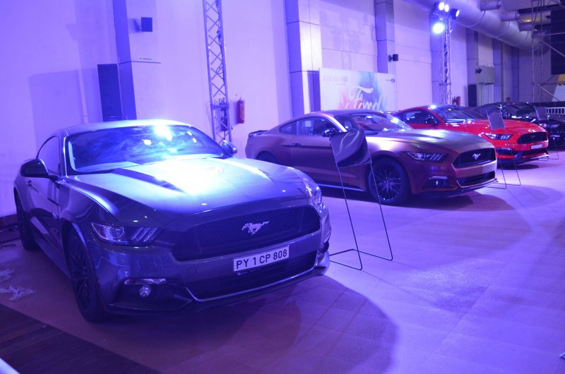 Ford-Mustang-001.JPG