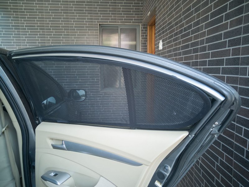 Kozdiko_Zipper_Magnetic_Sunshades_04.jpg