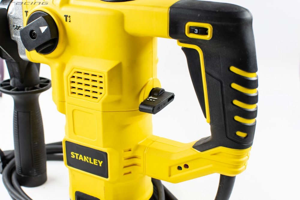 Stanley_32mm_SDS-Plus_Hammer_Drill_05.jpg