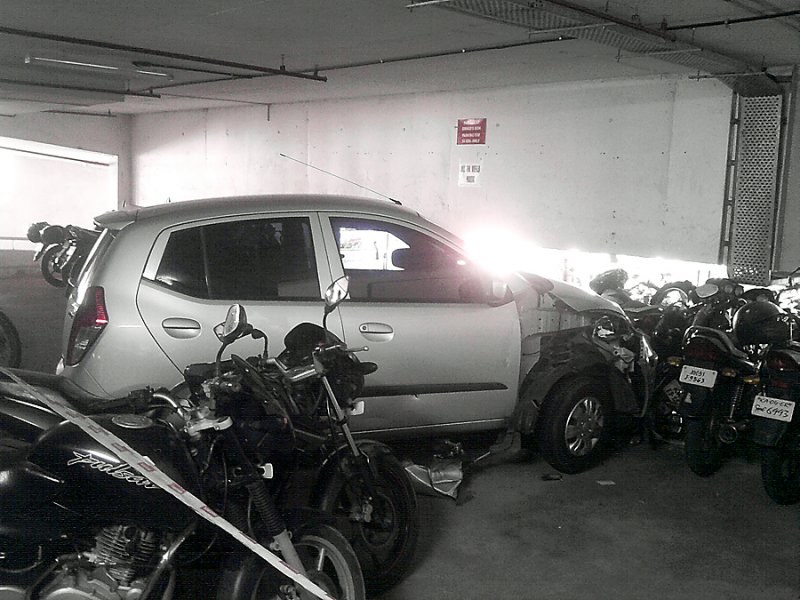 car1.jpg