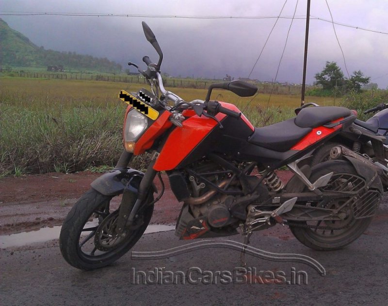 KTM-Duke-200-Spyshot.jpg