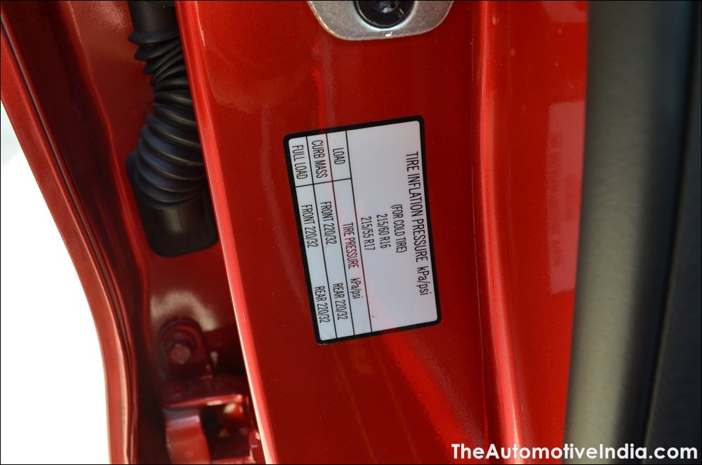 MG-Astor-Tyre-Pressure-Chart.JPG