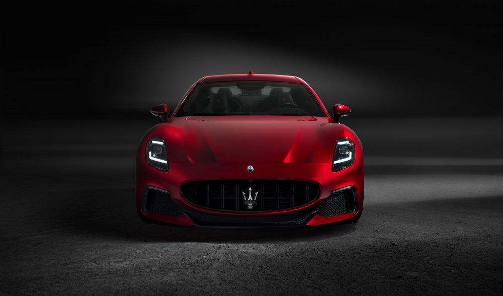 Maserati-GranTurismo-Trofeo-Front.jpg